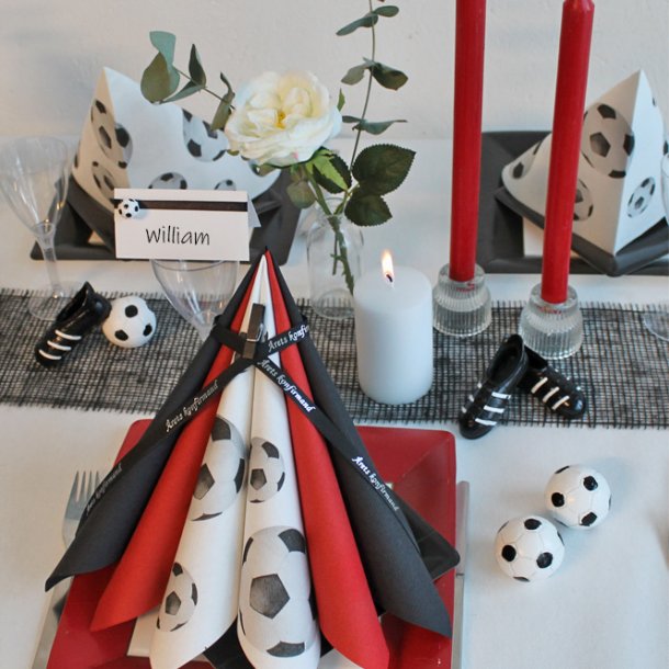 Airlaid servietter med fodbolde 40x40 cm. 50 stk.