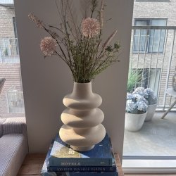 Buket med kunstige blomster, gammelrosa i flere nuancer