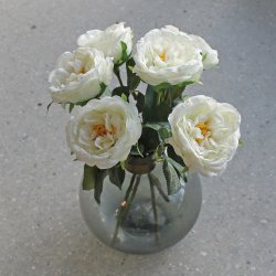 Hvid rose silkeblomst, 35 cm.