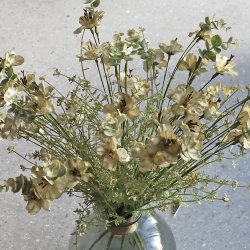 Inkalilje og eukalyptus silkeblomst, st�vgr�n 53 cm.