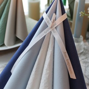 �rets konfirmandb�nd hvid med s�lvtryk 20 meter