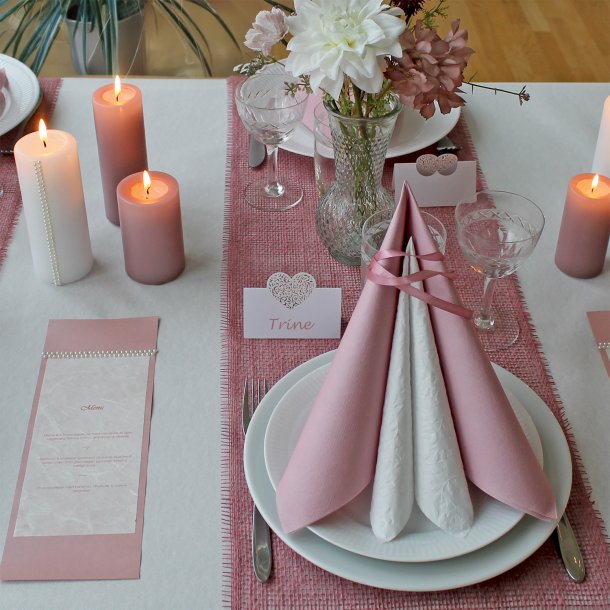 Bordkort til konfirmation og fest, hvidt med filigranhjerte, 10 stk.