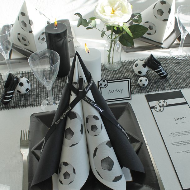 Airlaid servietter med fodbolde 40x40 cm. 50 stk.